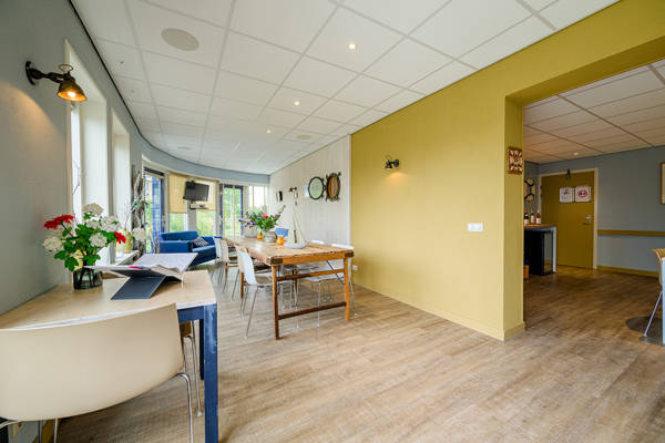 book family home Friesland